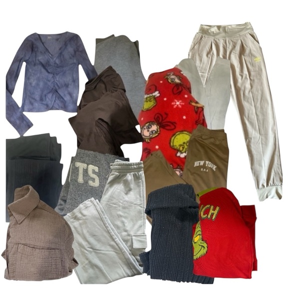 Roots Other - GIRLS CLOTHING BUNDLE SIZE 10/12 FLARED LEGGINGS GRINCH PJS ROOTS JOGGERS UMBRO